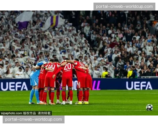 争议瞬间:VAR长时间介入判定进球无效,安菲尔德球场响起漫天嘘声 争议瞬间:VAR长时间介入判定进球无效,安菲尔德球场响起漫天嘘声